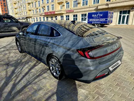 Hyundai Sonata 2023 года за 11 000 000 тг. в Актау – фото 3