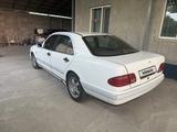 Mercedes-Benz E 280 1996 года за 2 000 000 тг. в Шымкент – фото 4