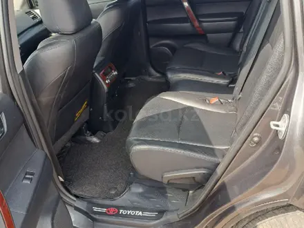 Toyota Highlander 2011 года за 12 500 000 тг. в Алматы – фото 20