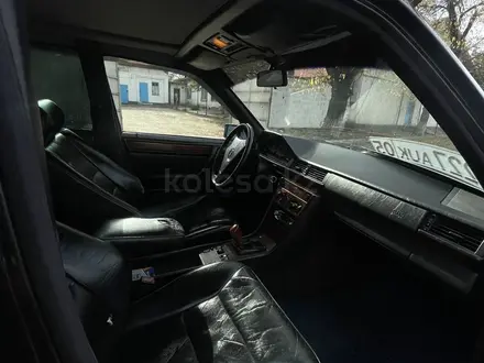 Mercedes-Benz E 220 1995 года за 900 000 тг. в Алматы – фото 10