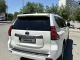 Toyota Land Cruiser Prado 2022 года за 27 500 000 тг. в Атырау – фото 4