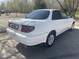 Toyota Carina 1995 годаfor2 600 000 тг. в Усть-Каменогорск