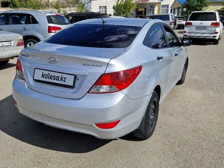 Hyundai Solaris 2011 года за 3 300 000 тг. в Караганда – фото 4