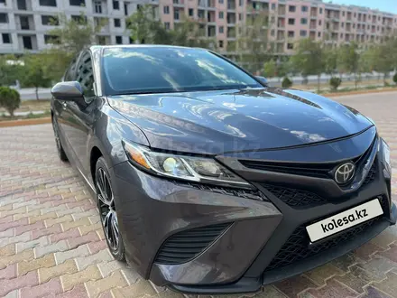 Toyota Camry 2019 года за 10 000 000 тг. в Актау