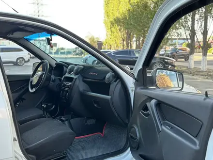 ВАЗ (Lada) Granta 2190 2012 года за 2 100 000 тг. в Актобе – фото 18