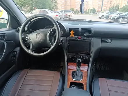 Mercedes-Benz C 180 2002 года за 4 200 000 тг. в Актобе – фото 3