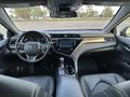 Toyota Camry 2019 годаүшін11 000 000 тг. в Тараз – фото 10