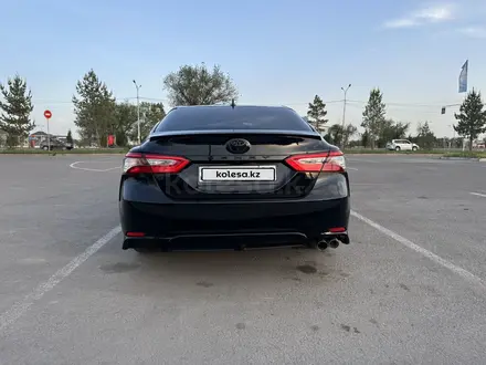 Toyota Camry 2019 года за 11 000 000 тг. в Тараз – фото 8