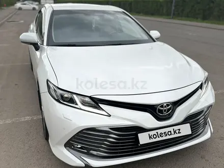 Toyota Camry 2019 года за 14 500 000 тг. в Астана – фото 4