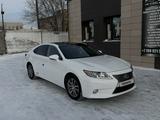 Lexus ES 300h 2013 года за 12 700 000 тг. в Караганда