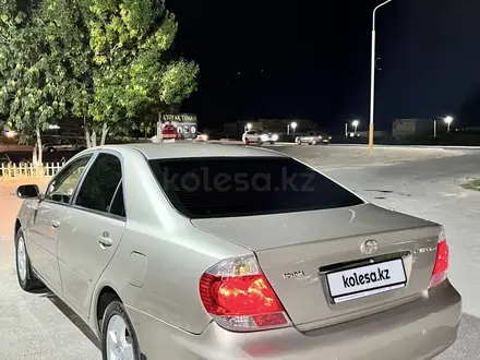 Toyota Camry 2005 года за 5 800 000 тг. в Жанаозен – фото 13