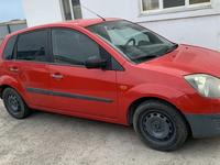 Ford Fiesta 2007 годаүшін2 100 000 тг. в Атырау