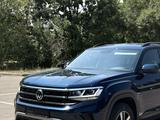Volkswagen Teramont 2021 года за 19 000 000 тг. в Алматы – фото 2