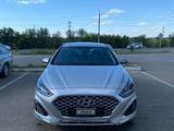 Hyundai Sonata 2018 годаүшін7 500 000 тг. в Уральск