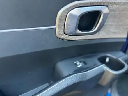 Kia Sorento 2021 года за 15 850 000 тг. в Алматы – фото 27