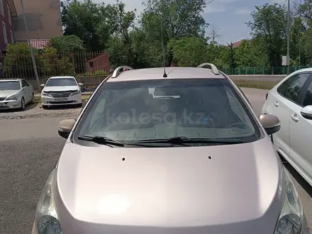Chevrolet Spark 2011 года за 3 100 000 тг. в Шымкент – фото 2