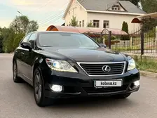 Lexus ls-460, 2010