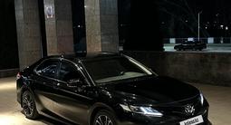 Toyota Camry 2019 года за 12 500 000 тг. в Усть-Каменогорск – фото 2