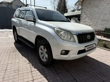 Toyota Land Cruiser Prado 2013 года за 12 900 000 тг. в Алматы – фото 3