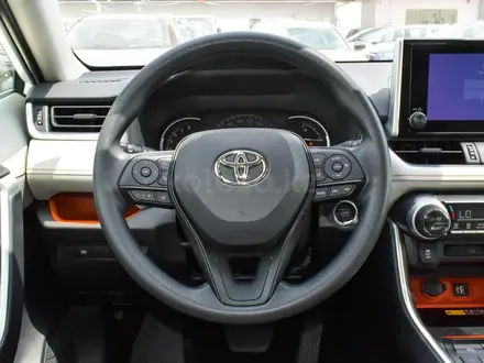 Toyota RAV4 2024 года за 23 000 000 тг. в Астана – фото 14