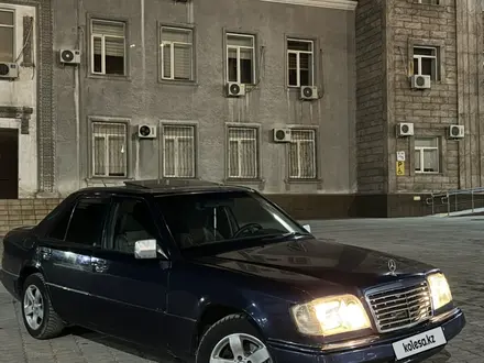 Mercedes-Benz E 220 1995 года за 2 200 000 тг. в Балхаш – фото 13