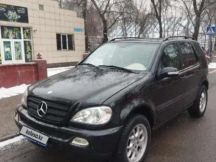 Mercedes-Benz ML 320 2001 года за 4 500 000 тг. в Алматы – фото 2