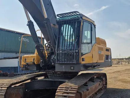 Аренда экскаватора VOLVO EC380DL 2018 года в Алматы – фото 2