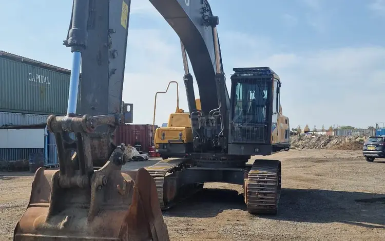 Аренда экскаватора VOLVO EC380DL в Алматы