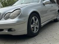 Mercedes-Benz C 320 2001 года за 3 500 000 тг. в Усть-Каменогорск