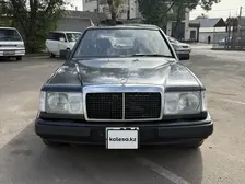 Mercedes-Benz E-Class, 1987