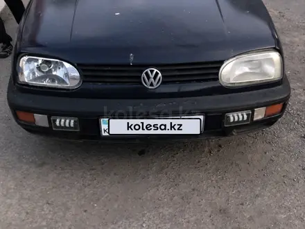 Volkswagen Golf 1994 года за 900 000 тг. в Караганда – фото 2