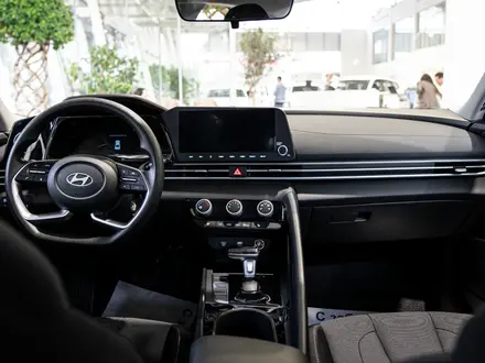 Hyundai Elantra Active 2026 года за 9 990 000 тг. в Алматы – фото 15
