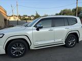 Toyota Land Cruiser 2025 года за 72 000 000 тг. в Петропавловск – фото 4