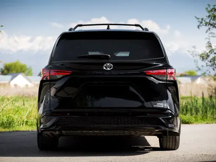 Toyota Sienna 2022 года за 22 000 000 тг. в Алматы – фото 12