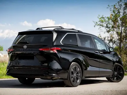 Toyota Sienna 2022 года за 22 000 000 тг. в Алматы – фото 14
