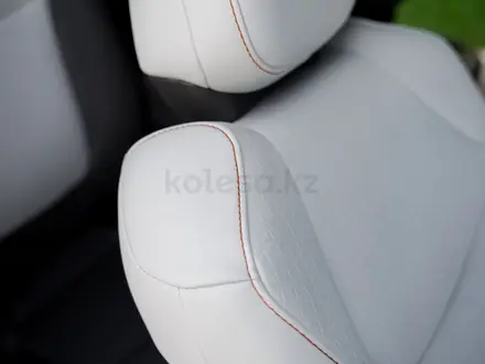 Toyota Sienna 2022 года за 22 000 000 тг. в Алматы – фото 27