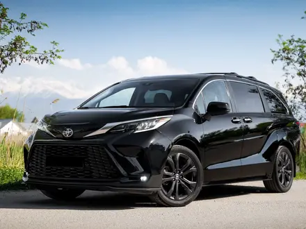 Toyota Sienna 2022 года за 22 000 000 тг. в Алматы – фото 3