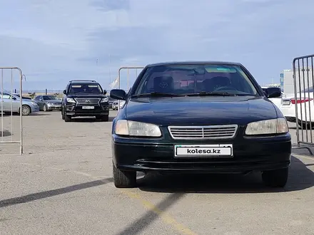 Toyota Camry 2000 года за 4 000 000 тг. в Актау – фото 4