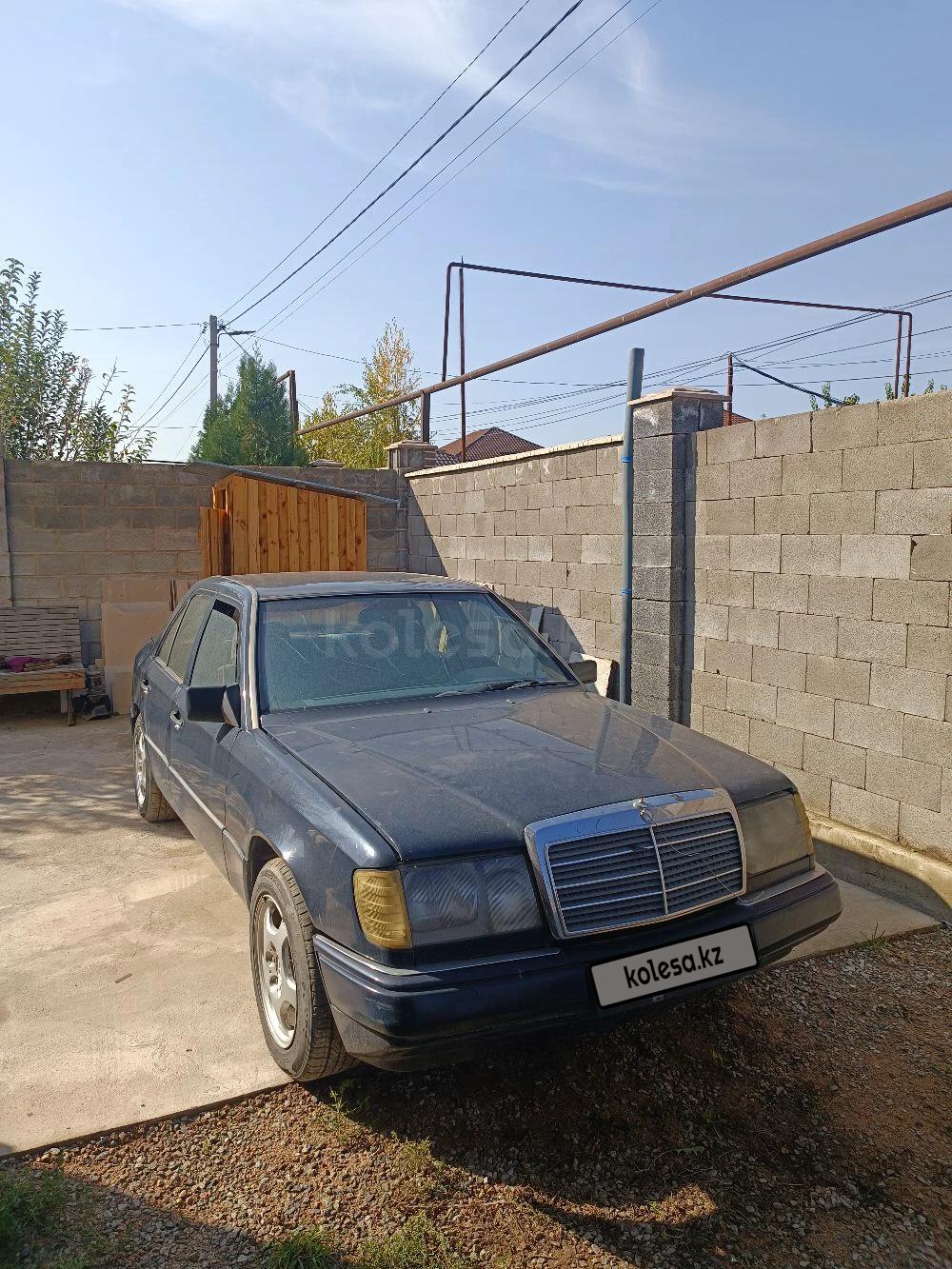 Mercedes-Benz E 230 1991 г.