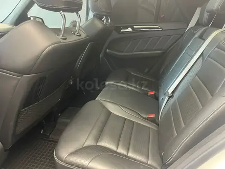 Mercedes-Benz GLE 63 AMG 2017 года за 39 890 000 тг. в Алматы – фото 17