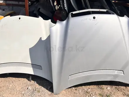 Капот Mercedes-Benz w210 рестайлинг (и до рест) за 40 000 тг. в Шымкент – фото 18