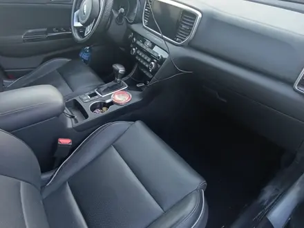 Kia Sportage 2021 года за 10 800 000 тг. в Алматы – фото 11