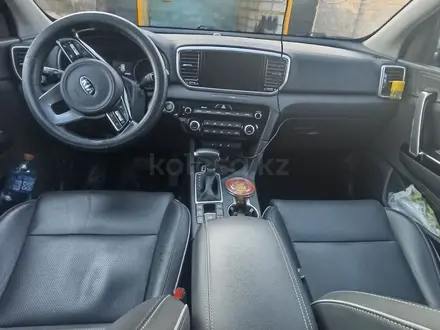 Kia Sportage 2021 года за 10 800 000 тг. в Алматы – фото 8