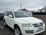 Volkswagen Touareg 2004 годаүшін3 300 000 тг. в Аксу