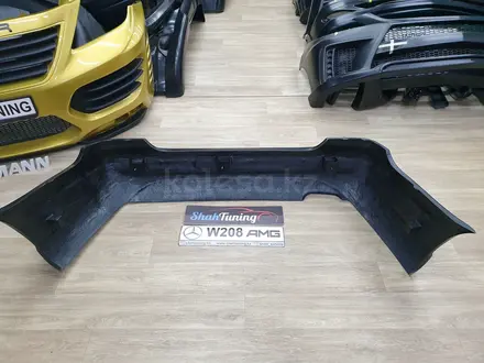 Бампер AMG для Mercedes Benz w208 CLK за 65 000 тг. в Караганда – фото 12