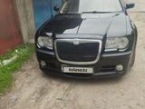 Chrysler 300C 2005 года за 4 500 000 тг. в Алматы – фото 4