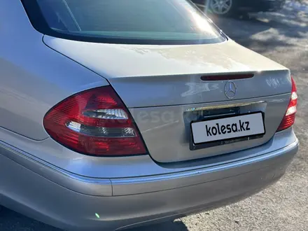 Mercedes-Benz E 320 2004 года за 7 200 000 тг. в Алматы – фото 3