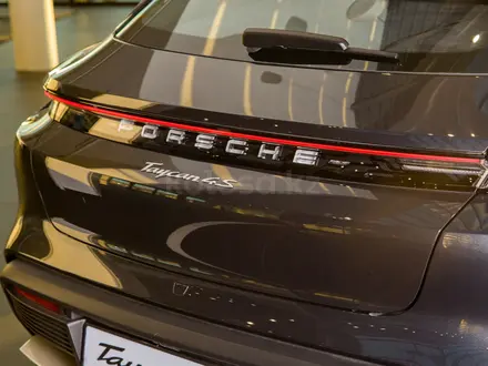 Porsche Taycan 2023 года за 64 500 000 тг. в Астана – фото 6