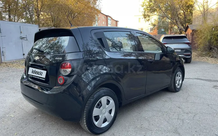 Chevrolet Aveo 2015 года за 3 980 000 тг. в Караганда