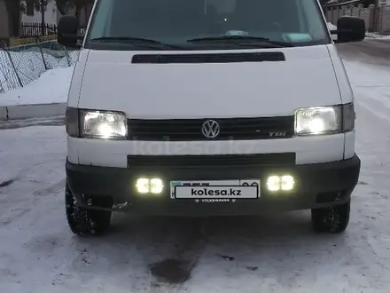 Volkswagen Multivan 2001 года за 5 200 000 тг. в Кулан